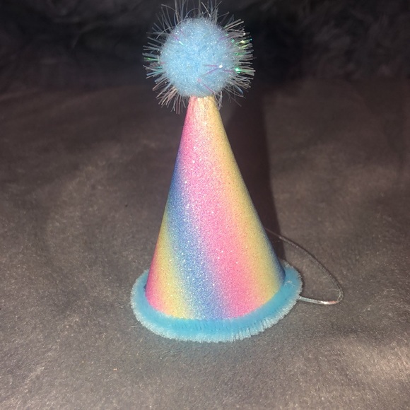 Small dog birthday hat - Picture 1 of 6